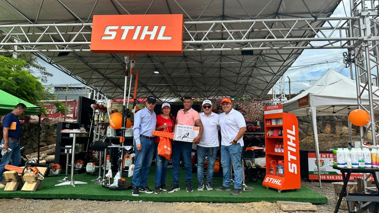 stand feria san gil de equipos stihl