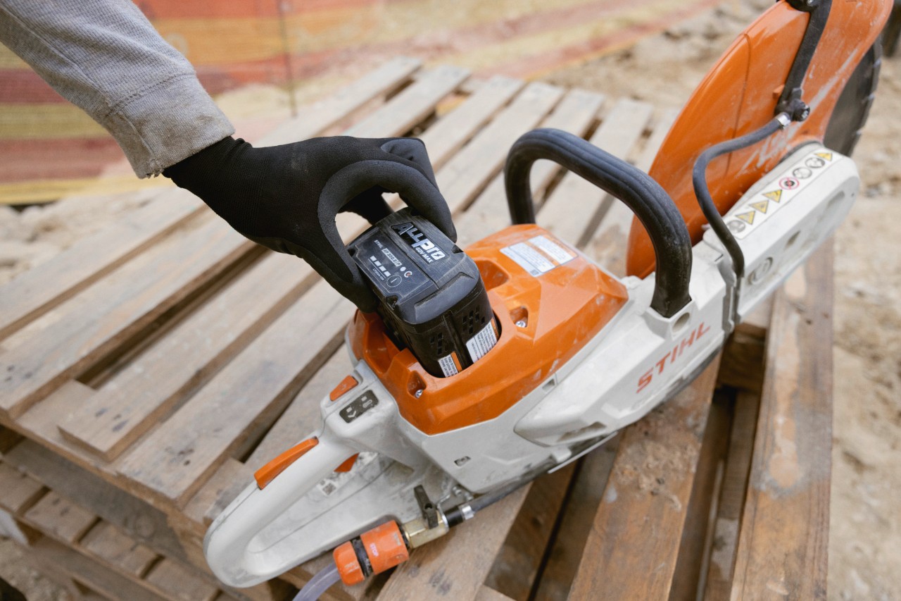 En la TSA 350 se utiliza una batería STIHL ALLPRO 300.0 P.